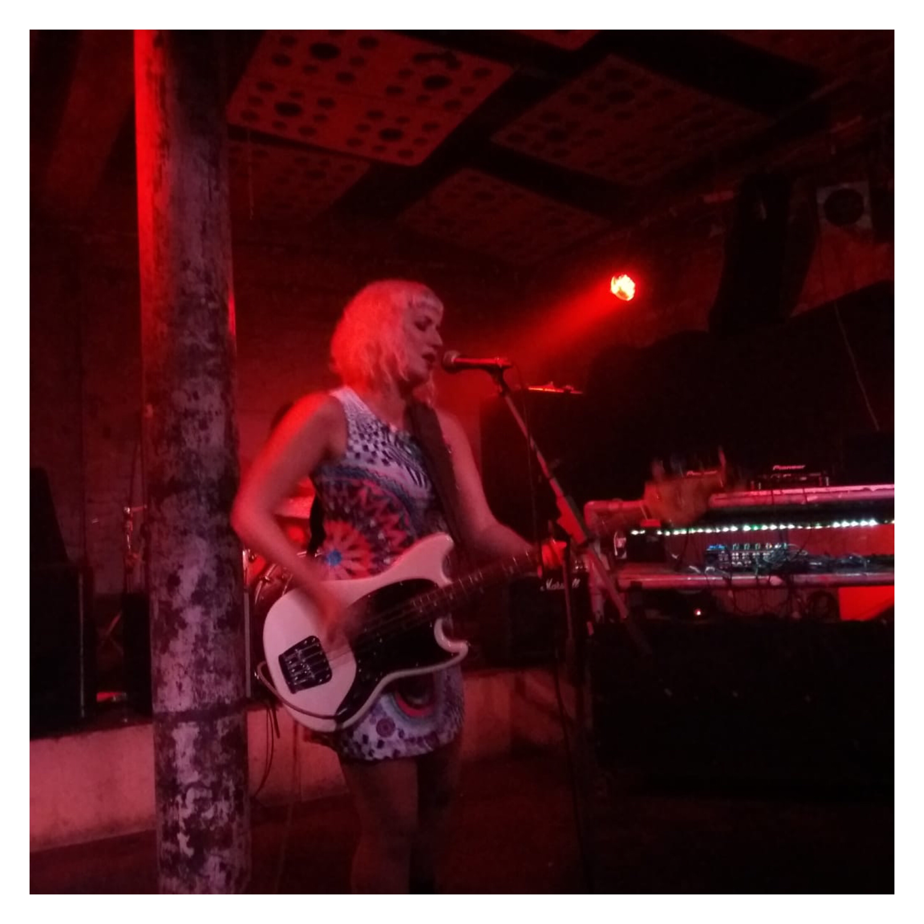 The Twistettes, Stereo sept 18