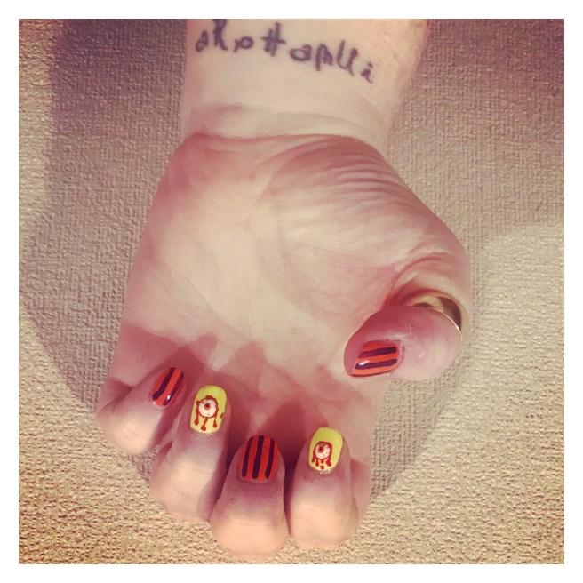 Bloody eye ball nail art